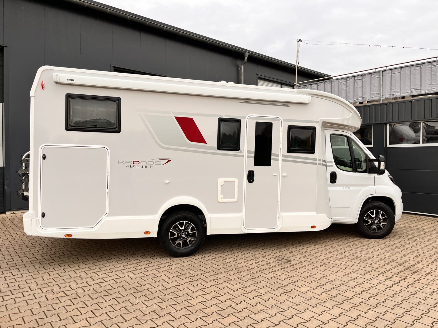 Roller Team - Kronos Advance 285 TL Peugeot Boxer