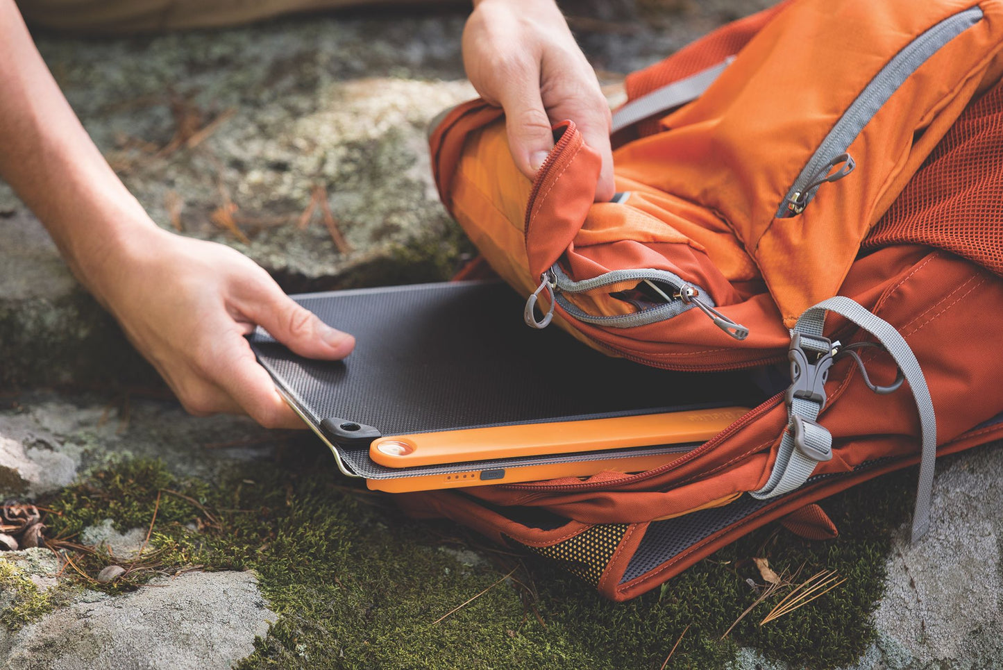 BioLite SolarPanel 10+ - Solar Modul zur Ladung von Smartphone & Tablets