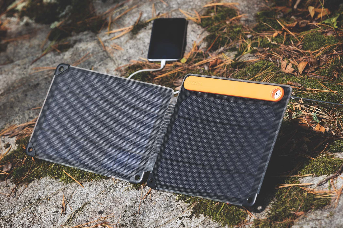 BioLite SolarPanel 10+ - Solar Modul zur Ladung von Smartphone & Tablets